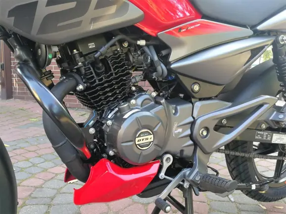 Bajaj Pulsar NS125 Engine