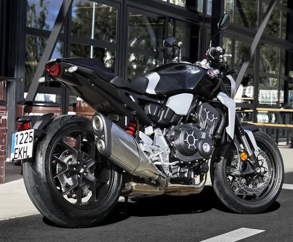 2019 Honda CB1000R+ Rear 3-Quarter
