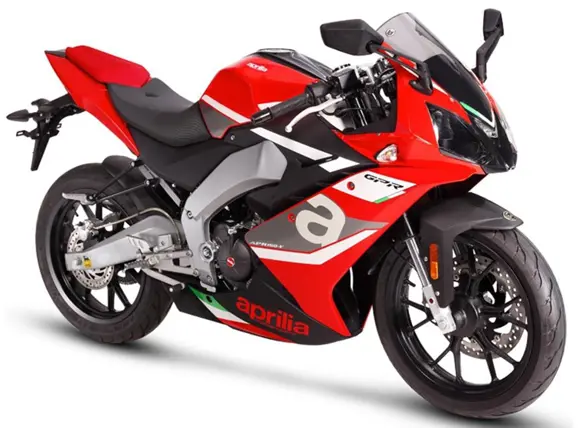 Aprilia GPR 150 Front 3-Quarter