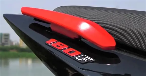 2019 Bajaj Pulsar 180F Gets Red Pillion Grab Rail