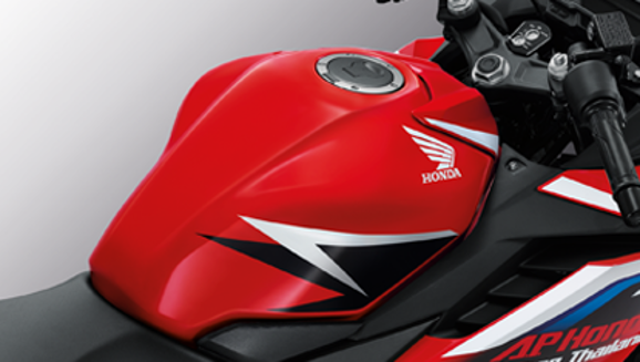 Muscular Fuel Tank