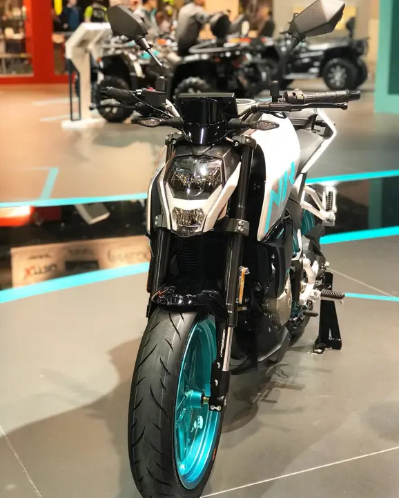 CFMoto 300NK Front View