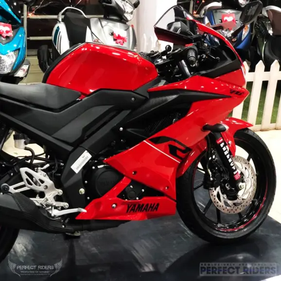 Red R15 V3 SE Side View
