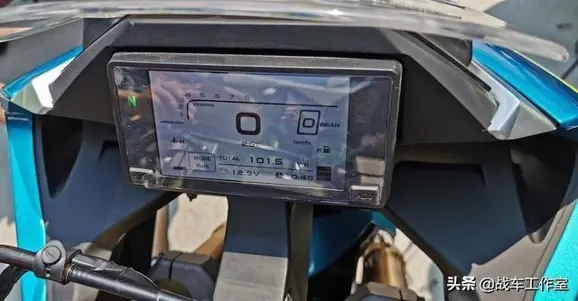 CFMoto 250SR Instrument Console