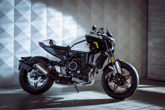 CFMoto 700 CL-X Sport