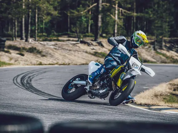 Husqvarna 701 Supermoto
