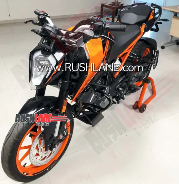 2020 BS6 KTM Duke 200 Front 3-Quarter View