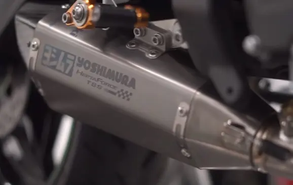 Kawasaki Ninja ZX-25R with Yoshimura Exhaust