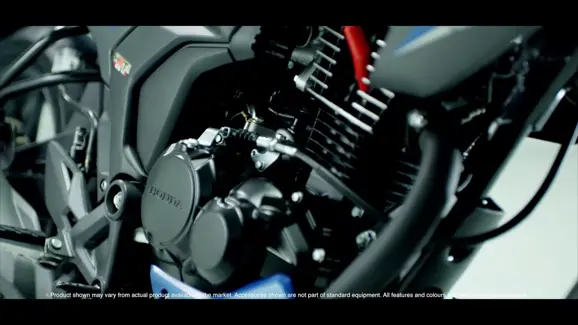 Honda CB Hornet 200R Engine