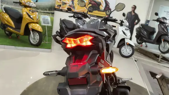 Honda Hornet 2.0 Rear Light