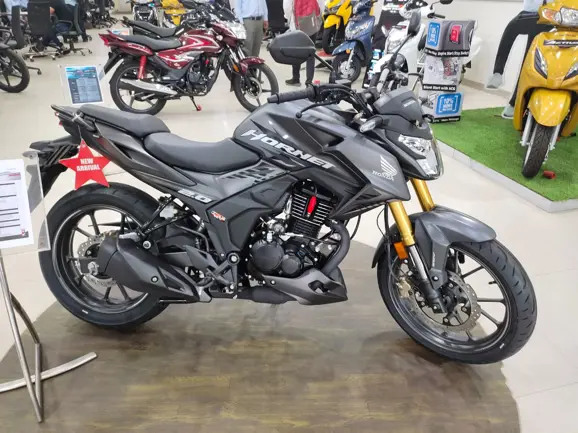Honda Hornet 2.0 Side View