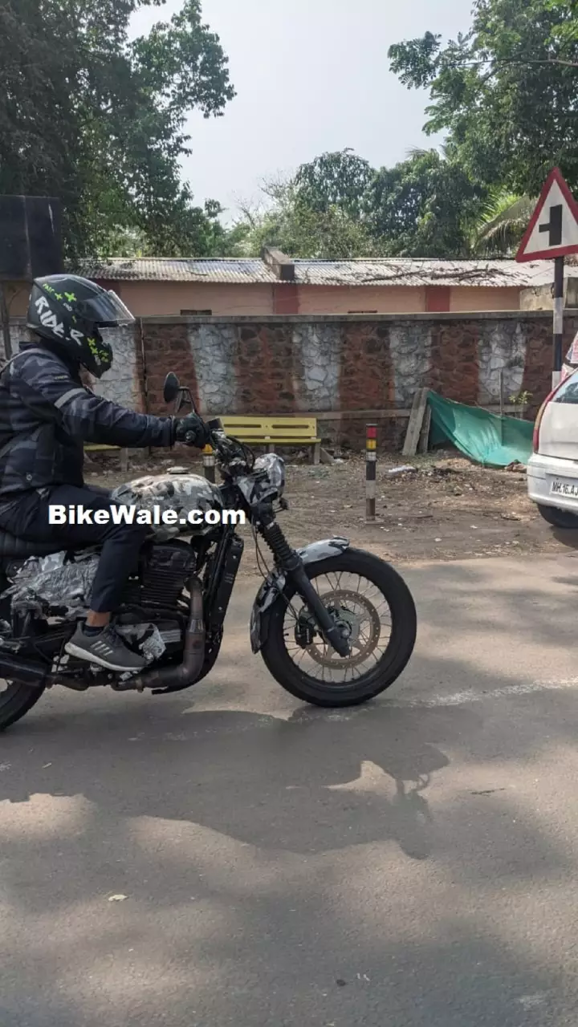 Jawa Forty Two Scrambler Spotted