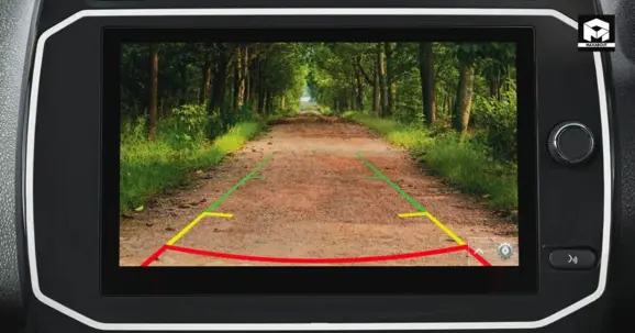 Reverse parking camera with guidelines