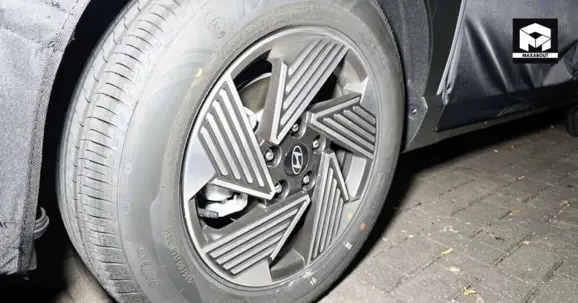 16-Inch Alloy Wheels
