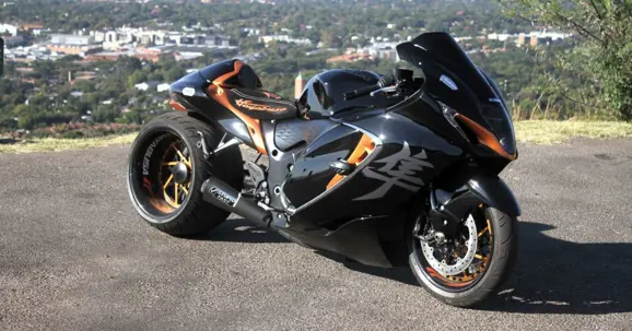 Suzuki Hayabusa Side View