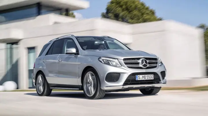 mercedes-gle-class-front-3-quarter