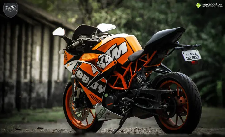 Christy Ben's Custom KTM RC 390 Wrap by Sana Designs