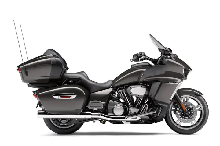 2018-Yamaha-Star-Venture-1