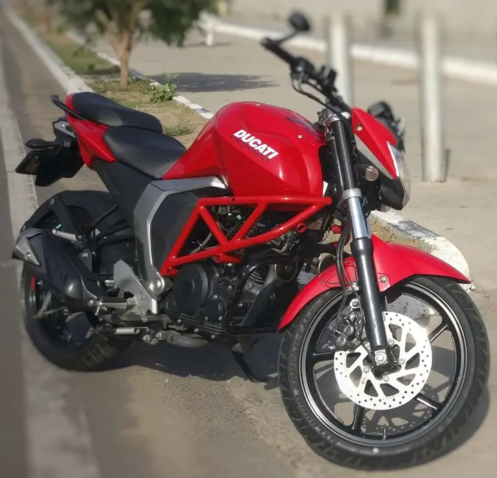 Yamaha FZ Modified