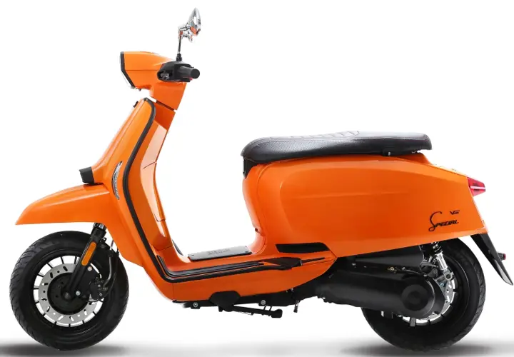 Lambretta-V-Special-Scooter-1