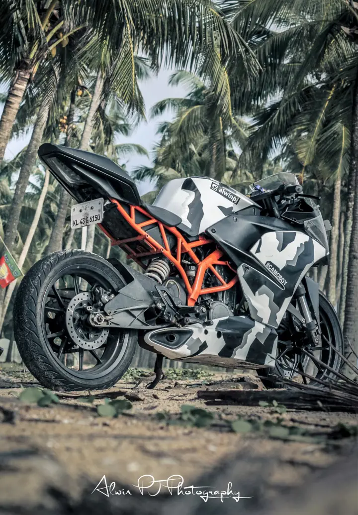 KTM RC 200 CamoBoy