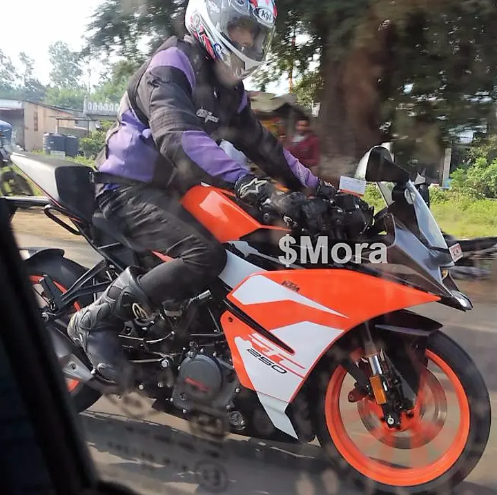 KTM RC 250 Spotted in India