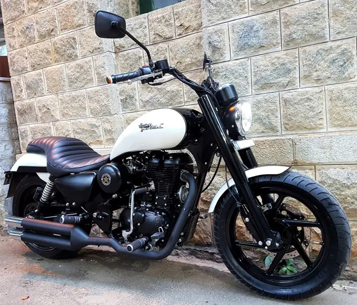 Royal Enfield Thunderbird 500 Iron Maiden