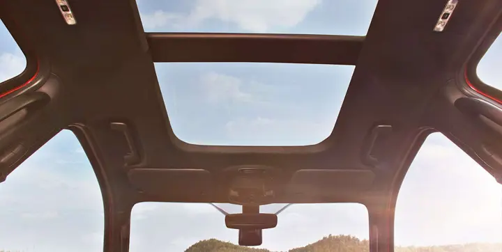Endeavour Titanium with Sunroof