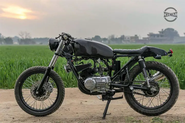 Yamaha RX 135 Cafe Racer
