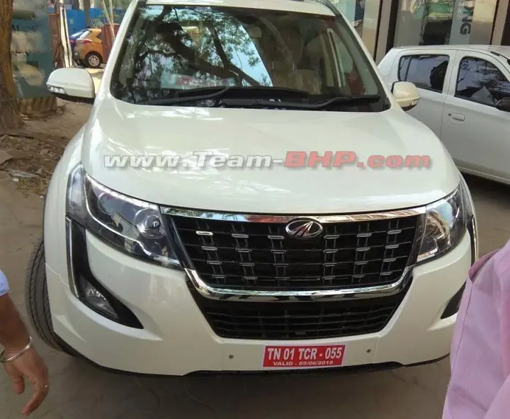 2018 Mahindra XUV500