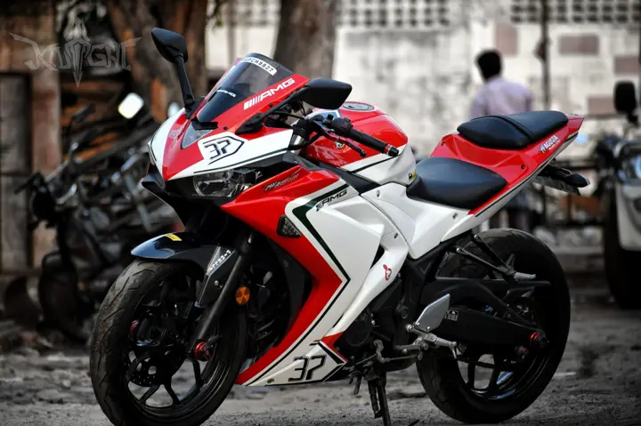 Yamaha R3