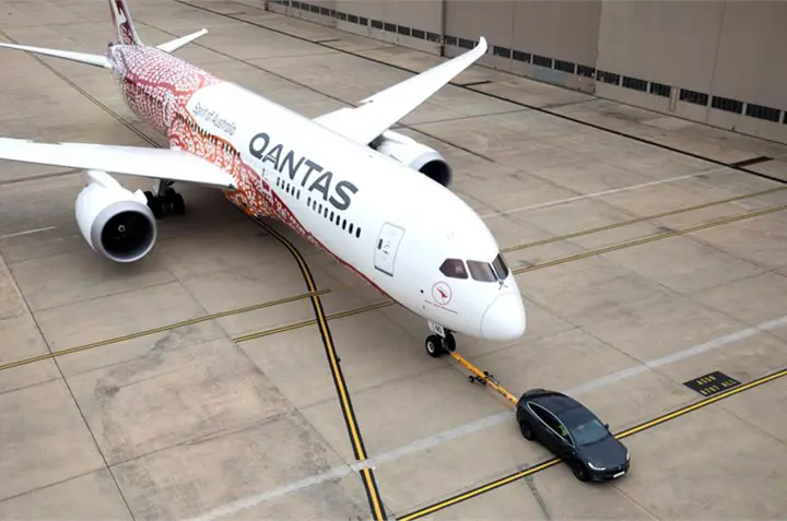 Tesla Model X Tows a Boeing 787