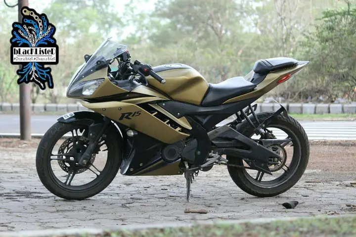 Yamaha R15 V2 Wrapped