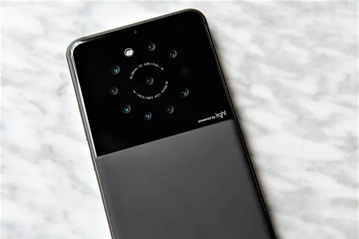 Light Smartphone
