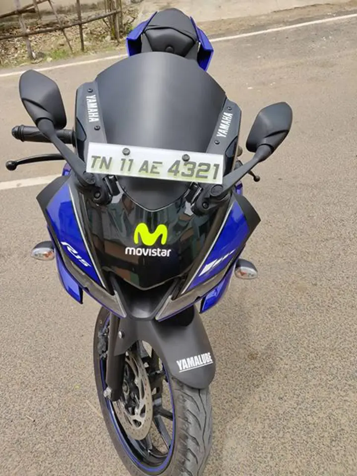 Yamaha R15 V3 Movistar Edition