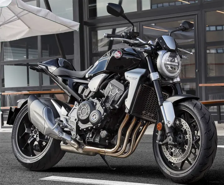 2019 Honda CB1000R+ Front 3-Quarter