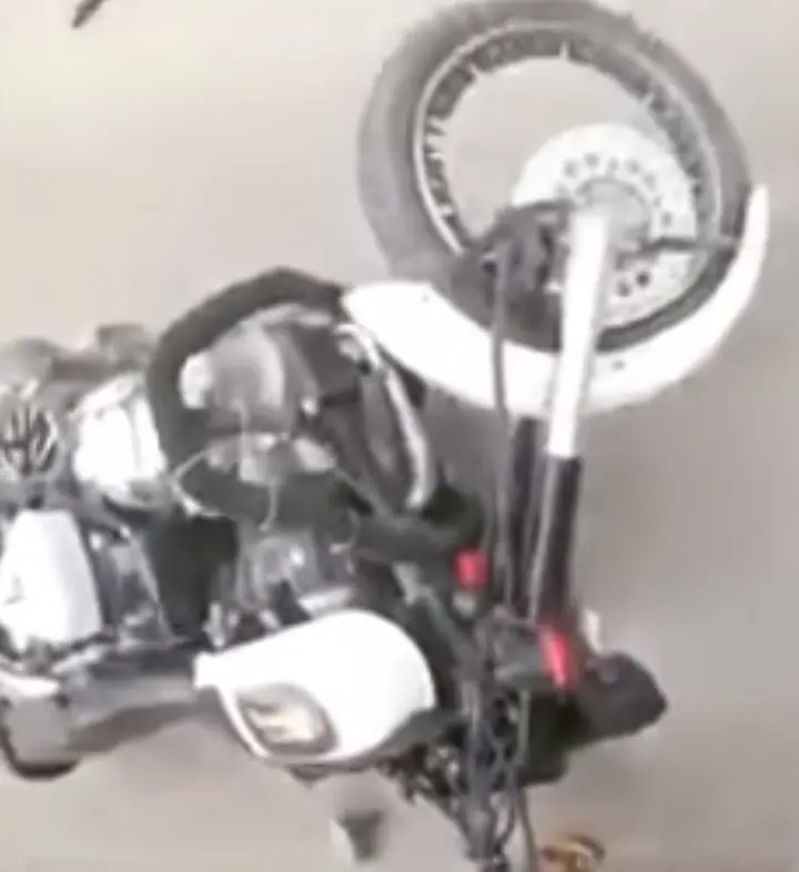 Low-Quality Alloy Wheels