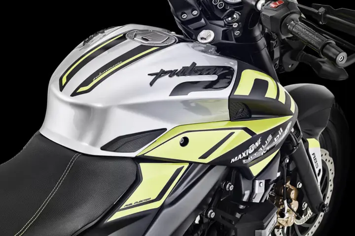 Bajaj Pulsar NS200 Fi Special Edition