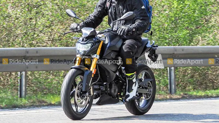 2021 BMW G310R