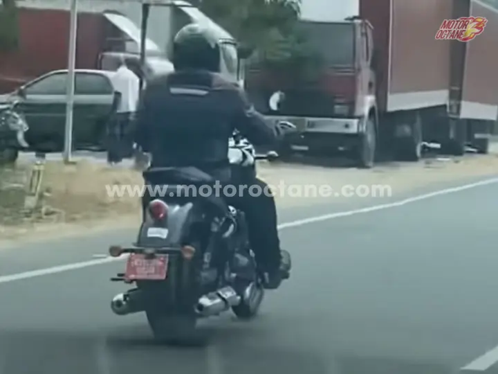 Royal Enfield Shotgun 650 Rear View