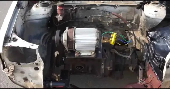 Delhi Govt Allows EV Retrofitting in Diesel Cars Older Than 10 Years