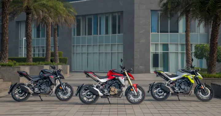 Three Variants of Hero Xtreme 250R Side View