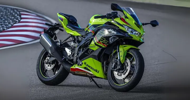 Kawasaki Ninja ZX-10R Front 3-Quarter View